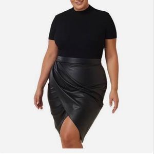 Marée Pour Toi Plus Faux Leather Skirt